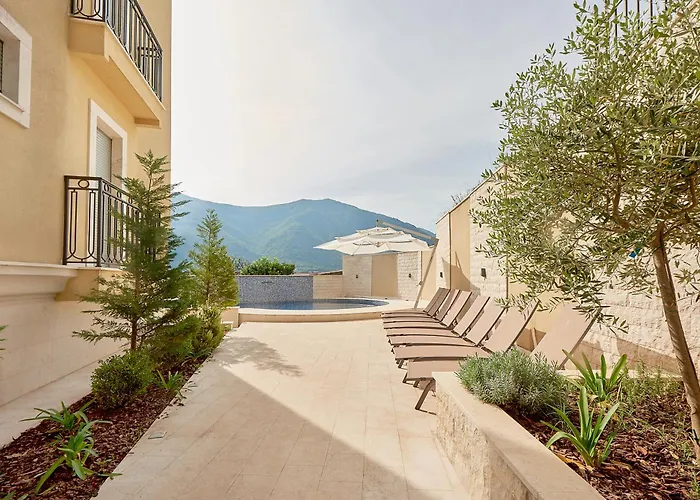 2Montenegro Limeta Apartments With Pool